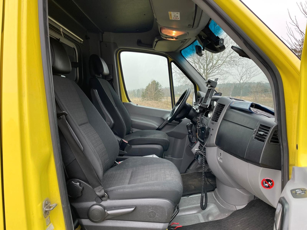 Лизинг на  Mercedes-Benz Sprinter II Kasten 316 CDI Ambulance * Mercedes-Benz Sprinter II Kasten 316 CDI Ambulance *: слика 14