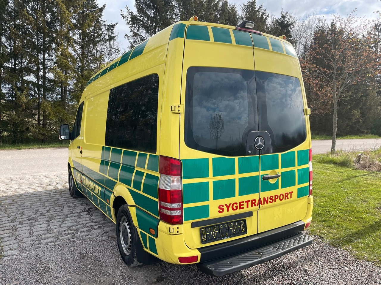 Mercedes-Benz Sprinter II Kasten 316 CDI Ambulance * - Амбулантно возило: слика 4 Mercedes-Benz Sprinter II Kasten 316 CDI Ambulance * - Амбулантно возило: слика 4