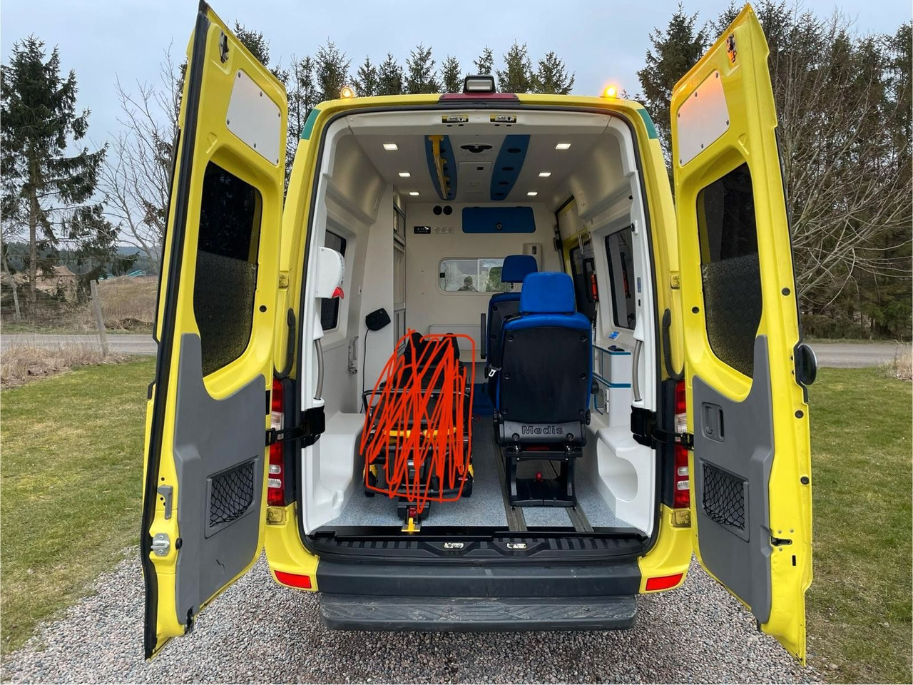 Лизинг на  Mercedes-Benz Sprinter II Kasten 316 CDI Ambulance * Mercedes-Benz Sprinter II Kasten 316 CDI Ambulance *: слика 16