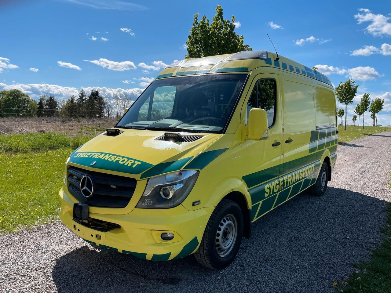 Mercedes-Benz Sprinter II Kasten 316 CDI Aut Ambulance* - Амбулантно возило: слика 1 Mercedes-Benz Sprinter II Kasten 316 CDI Aut Ambulance* - Амбулантно возило: слика 1