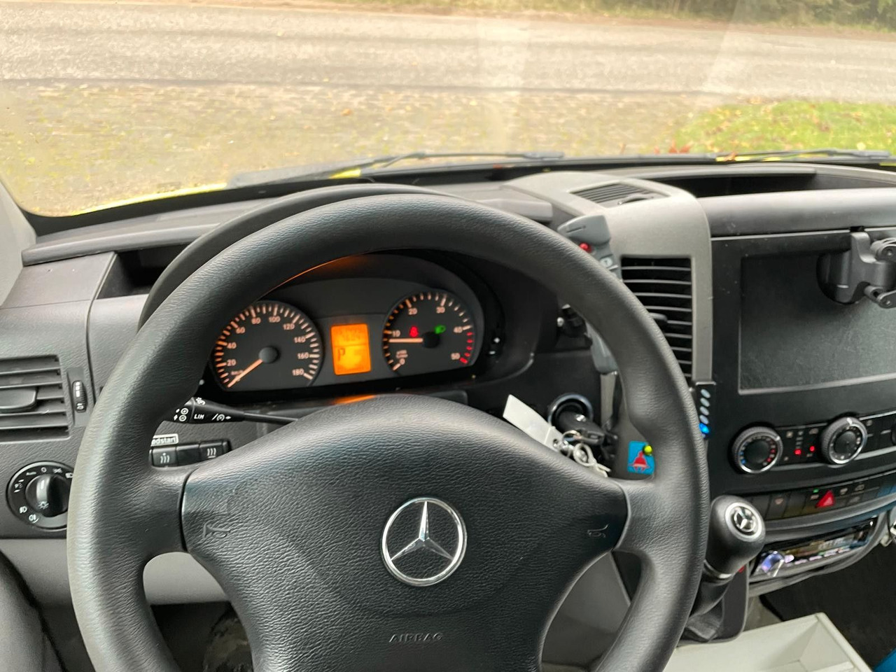Амбулантно возило Mercedes-Benz Sprinter II Kasten 316 CDI Aut Ambulance: слика 12
