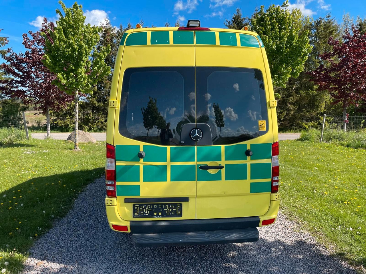 Mercedes-Benz Sprinter II Kasten 316 CDI Aut Ambulance* - Амбулантно возило: слика 4 Mercedes-Benz Sprinter II Kasten 316 CDI Aut Ambulance* - Амбулантно возило: слика 4