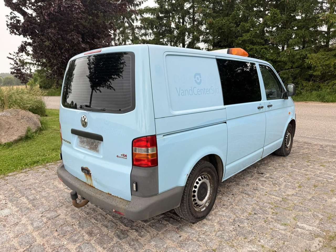 Volkswagen T5 Transporter 2.5 TDI 4Motion *Klima *4x4 - Мало комбе: слика 4 Volkswagen T5 Transporter 2.5 TDI 4Motion *Klima *4x4 - Мало комбе: слика 4