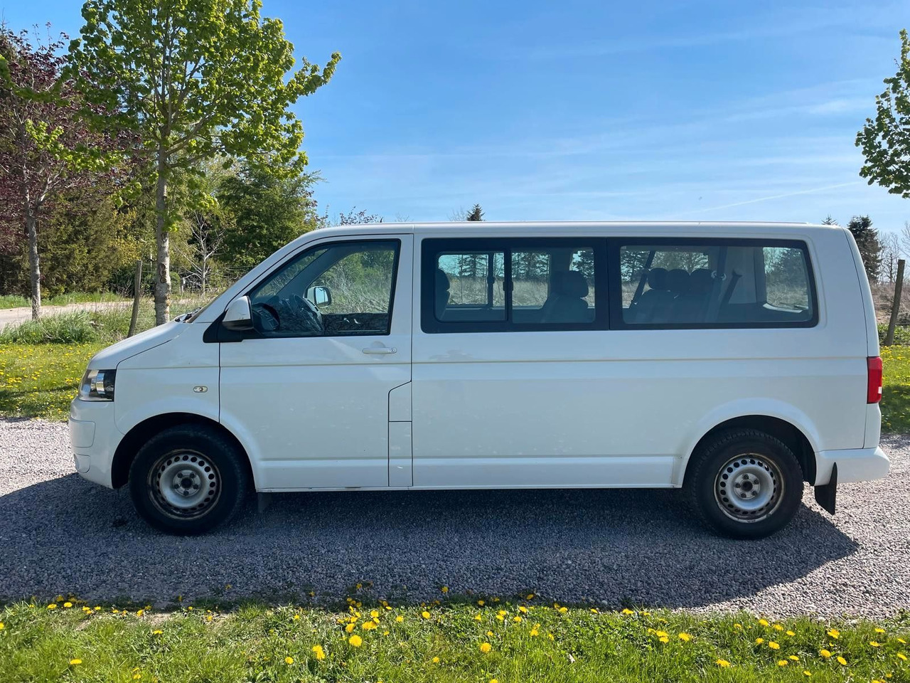 Volkswagen T5 Transporter Bus Caravelle Comfortline lang - Патничко комбе: слика 2 Volkswagen T5 Transporter Bus Caravelle Comfortline lang - Патничко комбе: слика 2