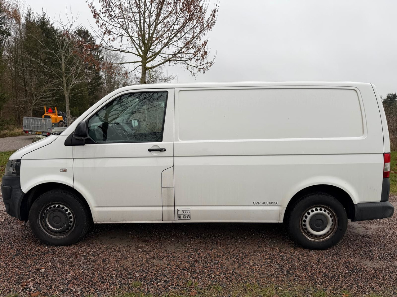 Volkswagen T5 Transporter Kasten-Kombi Kasten - Мало комбе: слика 2 Volkswagen T5 Transporter Kasten-Kombi Kasten - Мало комбе: слика 2