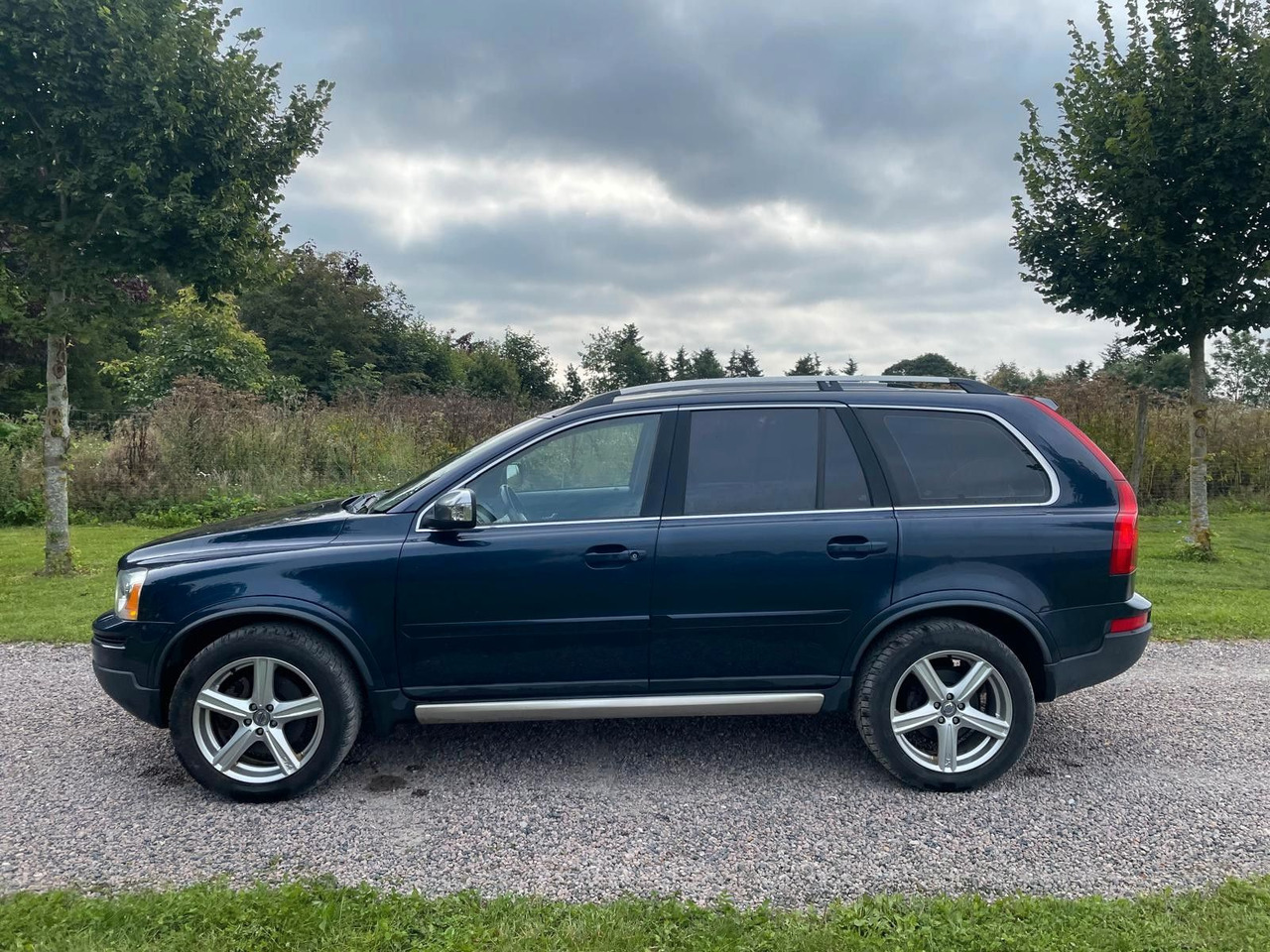 Volvo XC 90 XC90 D5 R-Design Geartronic - SUV: слика 2 Volvo XC 90 XC90 D5 R-Design Geartronic - SUV: слика 2