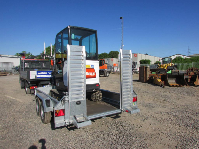 Bobcat E 19 + Anhänger Unsinn 3618-35-14 - Мини багер: слика 4 Bobcat E 19 + Anhänger Unsinn 3618-35-14 - Мини багер: слика 4