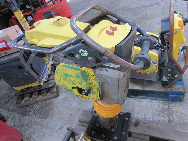 Bomag BT 65 Stampfer netto 1.000 EUR tamper - Компактор: слика 2 Bomag BT 65 Stampfer netto 1.000 EUR tamper - Компактор: слика 2