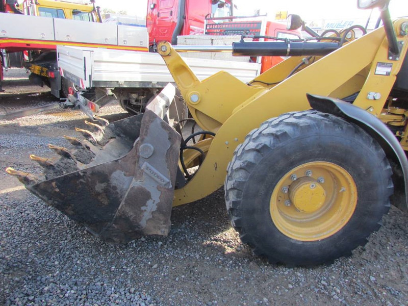 Cat 908 H 2 Radlader 31.000 EUR - Натоварувач на тркала: слика 2 Cat 908 H 2 Radlader 31.000 EUR - Натоварувач на тркала: слика 2