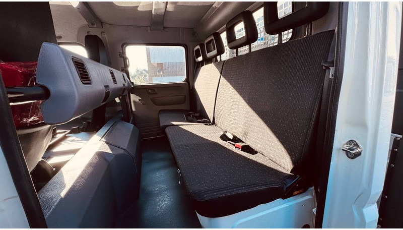 FUSO Canter 3C 15 Doppelkabine Pritsche - Камион со платформа: слика 5 FUSO Canter 3C 15 Doppelkabine Pritsche - Камион со платформа: слика 5
