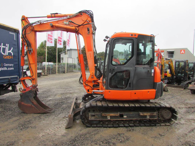 Komatsu PC 80 MR-3 Kettenbagger 30.000 EUR / AC - Мини багер: слика 1 Komatsu PC 80 MR-3 Kettenbagger 30.000 EUR / AC - Мини багер: слика 1