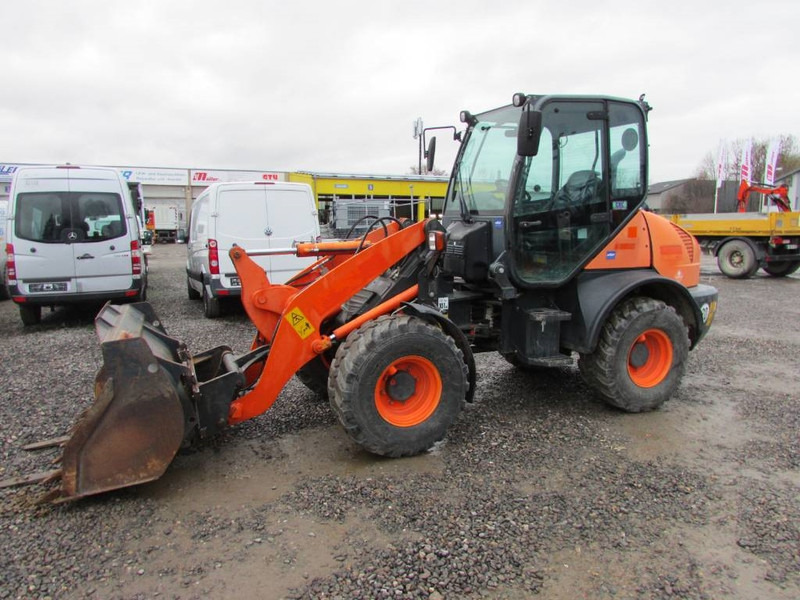 Komatsu WA 80-6 Radlader 26.000 EUR - Натоварувач на тркала: слика 3 Komatsu WA 80-6 Radlader 26.000 EUR - Натоварувач на тркала: слика 3