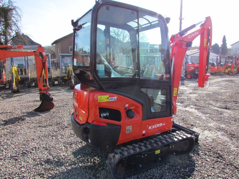 Kubota KX 019-4 HI Minibagger 26.500 EUR - Мини багер: слика 4 Kubota KX 019-4 HI Minibagger 26.500 EUR - Мини багер: слика 4