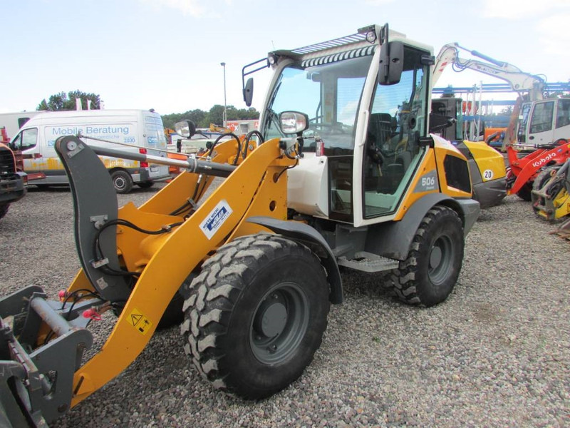 Liebherr L 506 Compact Radlader 41.500 EUR - Натоварувач на тркала: слика 2 Liebherr L 506 Compact Radlader 41.500 EUR - Натоварувач на тркала: слика 2