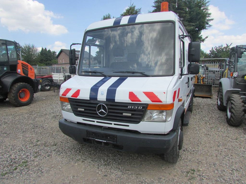 Mercedes-Benz 813 D Vario Kastenwagen - Камион сандучар: слика 1 Mercedes-Benz 813 D Vario Kastenwagen - Камион сандучар: слика 1