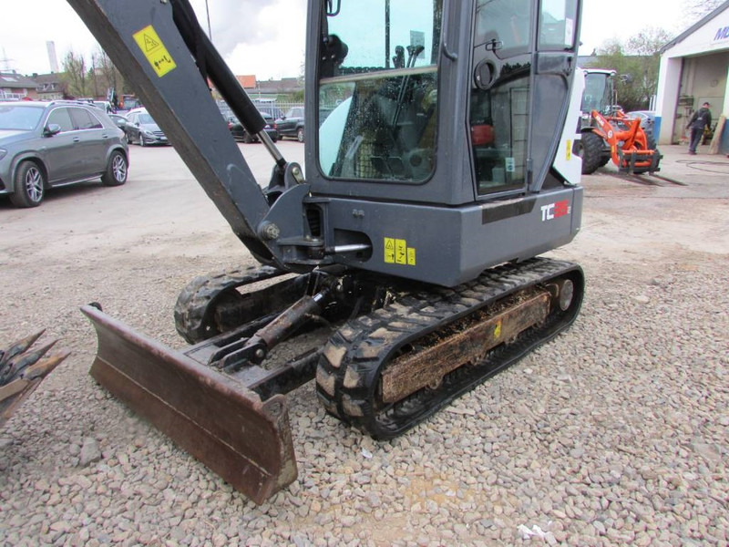 Terex TC 35-2 Minibagger 24.500 EUR Top Zustand - Мини багер: слика 2 Terex TC 35-2 Minibagger 24.500 EUR Top Zustand - Мини багер: слика 2