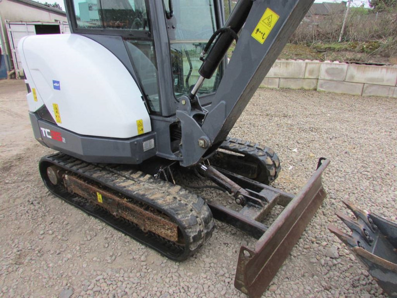 Terex TC 35-2 Minibagger 24.500 EUR Top Zustand - Мини багер: слика 3 Terex TC 35-2 Minibagger 24.500 EUR Top Zustand - Мини багер: слика 3