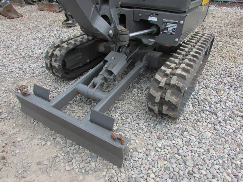 Volvo EC 18 E Minibagger 24.500 EUR - Мини багер: слика 3 Volvo EC 18 E Minibagger 24.500 EUR - Мини багер: слика 3