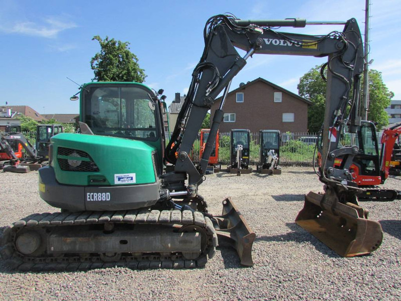 Volvo ECR 88 D Kettenbagger 35.000 EUR - Мини багер: слика 5 Volvo ECR 88 D Kettenbagger 35.000 EUR - Мини багер: слика 5