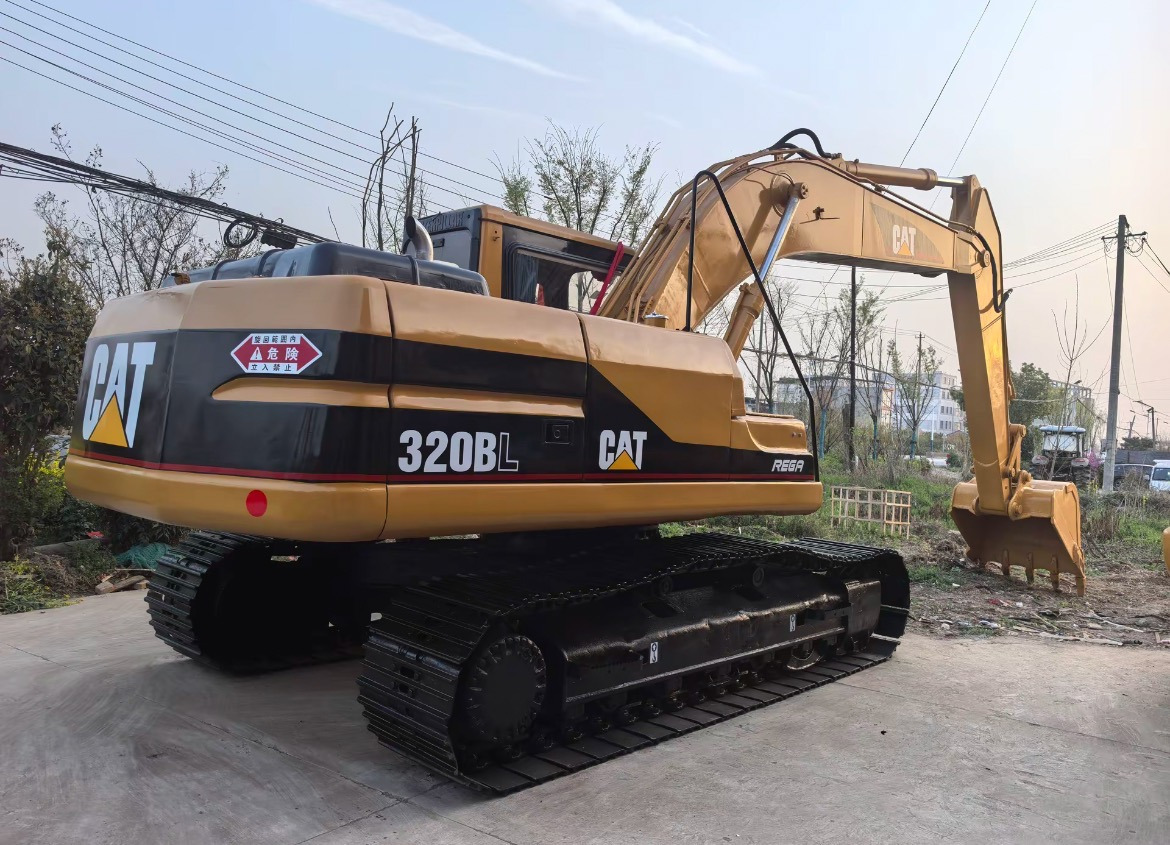 CATERPILLAR 320BL - Багер гасеничар: слика 1 CATERPILLAR 320BL - Багер гасеничар: слика 1
