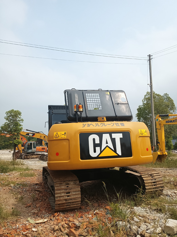 CATERPILLAR 323D2L - Багер гасеничар: слика 4 CATERPILLAR 323D2L - Багер гасеничар: слика 4