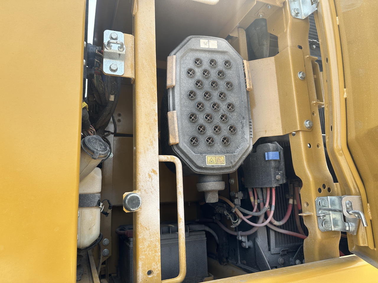 CATERPILLAR 330GC - Багер гасеничар: слика 5 CATERPILLAR 330GC - Багер гасеничар: слика 5