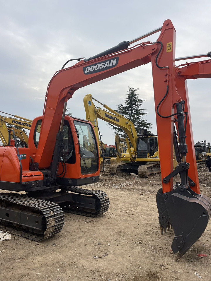 DOOSAN DX80 - Багер гасеничар: слика 3 DOOSAN DX80 - Багер гасеничар: слика 3