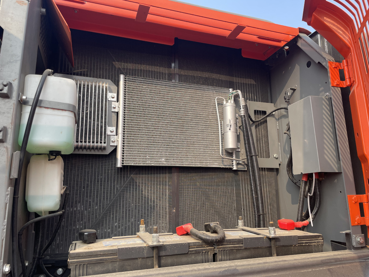 HITACHI ZX240 - Багер гасеничар: слика 3 HITACHI ZX240 - Багер гасеничар: слика 3