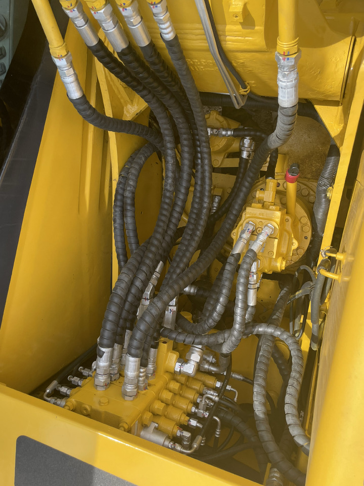 KOMATSU PC 130-7 - Мини багер: слика 4 KOMATSU PC 130-7 - Мини багер: слика 4