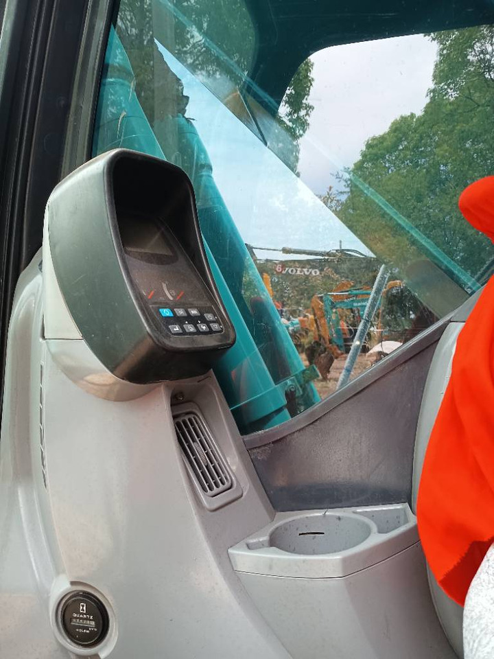 Kobelco SK 140 - Багер гасеничар: слика 3 Kobelco SK 140 - Багер гасеничар: слика 3