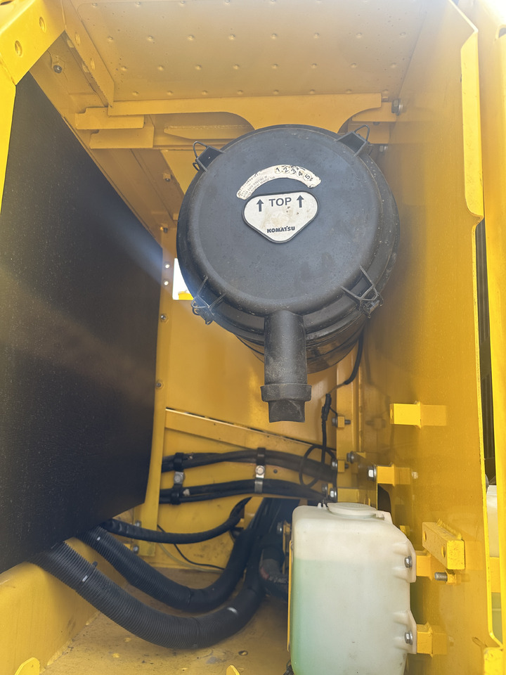 Komatsu PC 240 LC-8 - Багер гасеничар: слика 5 Komatsu PC 240 LC-8 - Багер гасеничар: слика 5