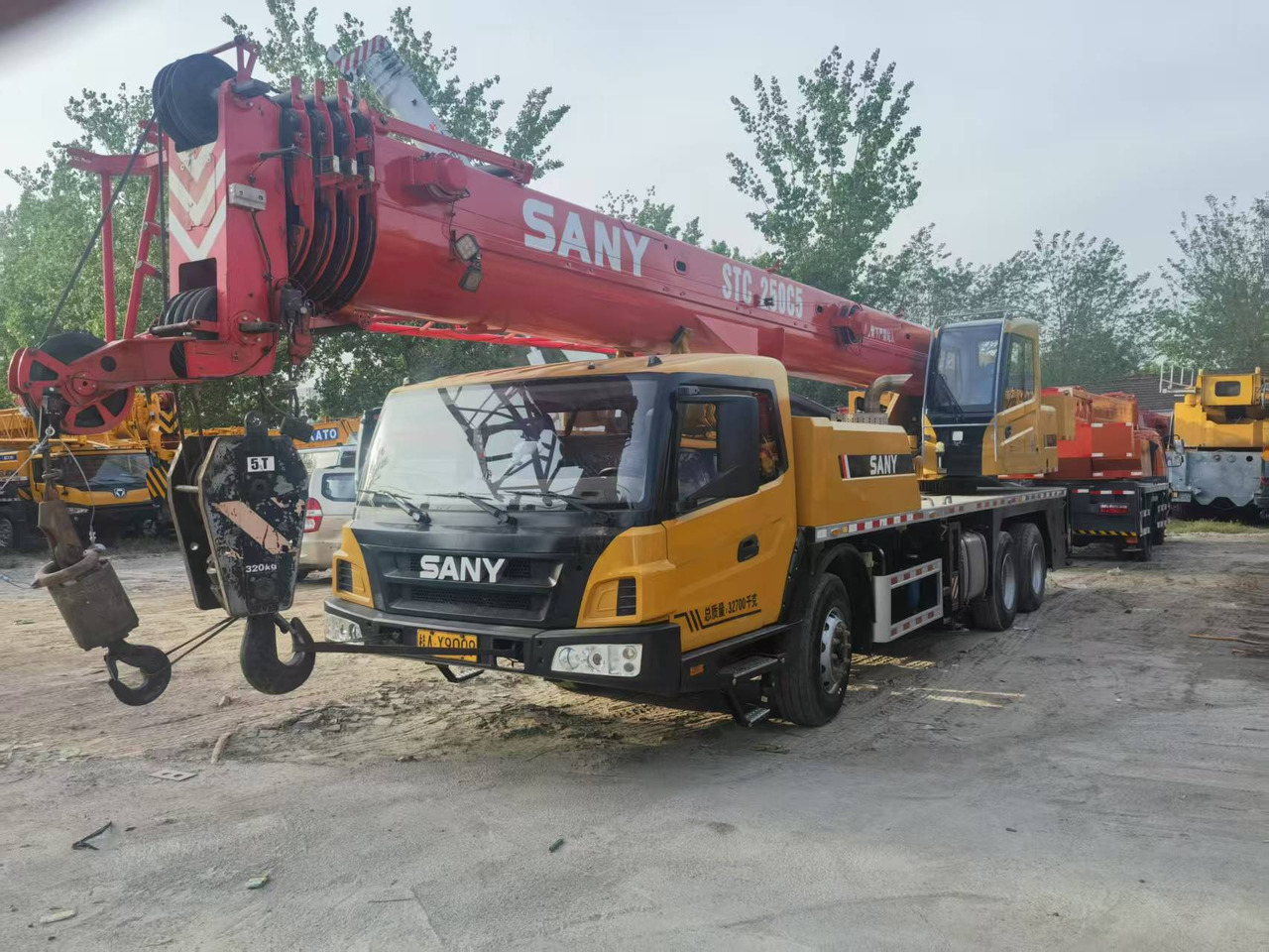 SANY STC250H - Покретен кран: слика 1 SANY STC250H - Покретен кран: слика 1