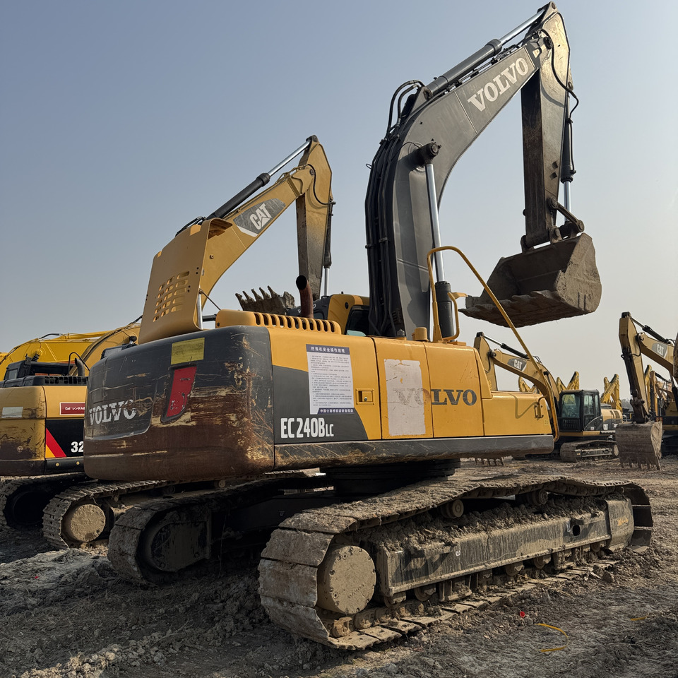 VOLVO EC240BLC - Багер гасеничар: слика 1 VOLVO EC240BLC - Багер гасеничар: слика 1