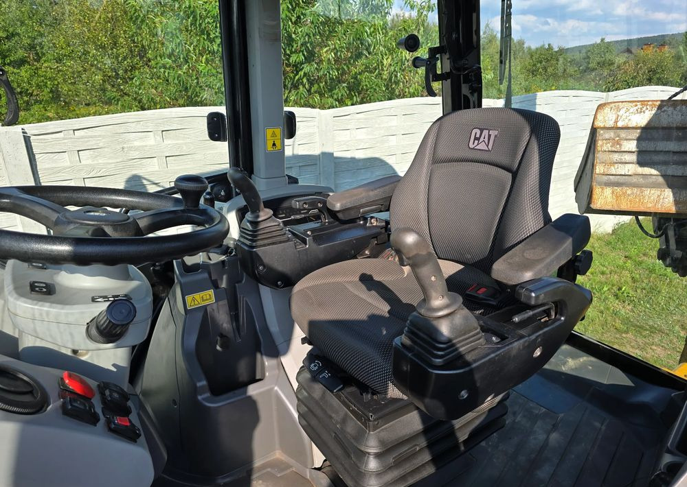 Caterpillar - Ровокопач: слика 3 Caterpillar - Ровокопач: слика 3