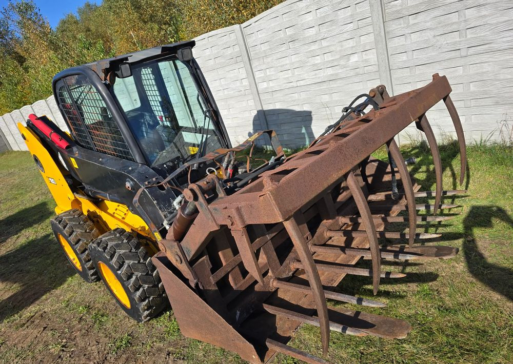 JCB - Натоварувач: слика 2 JCB - Натоварувач: слика 2