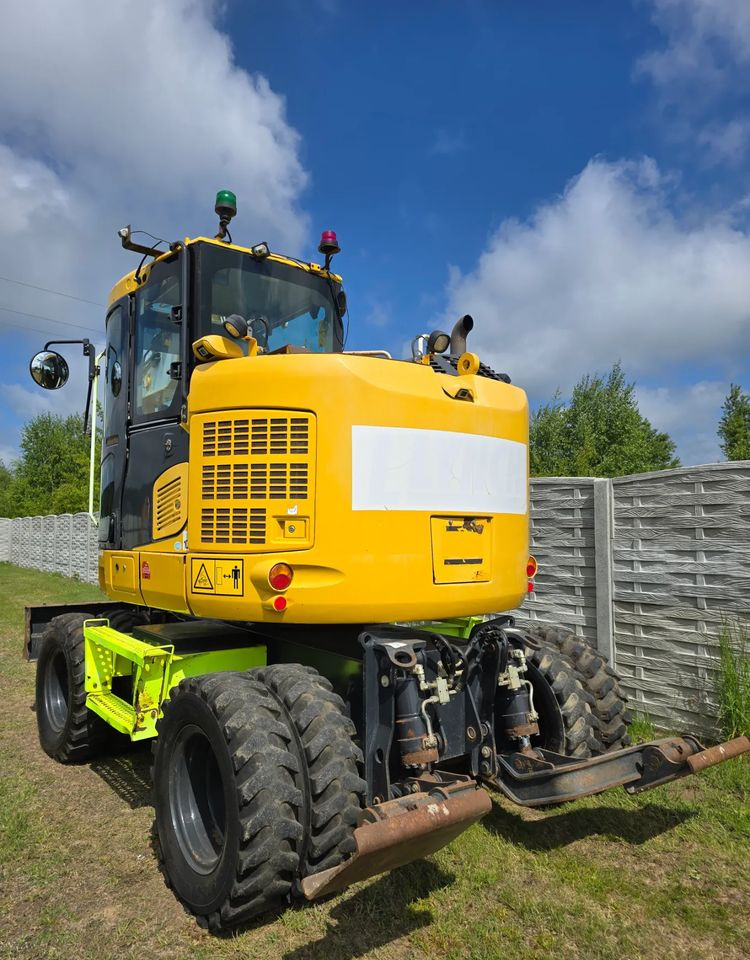 Komatsu - Багер на тркала: слика 3 Komatsu - Багер на тркала: слика 3