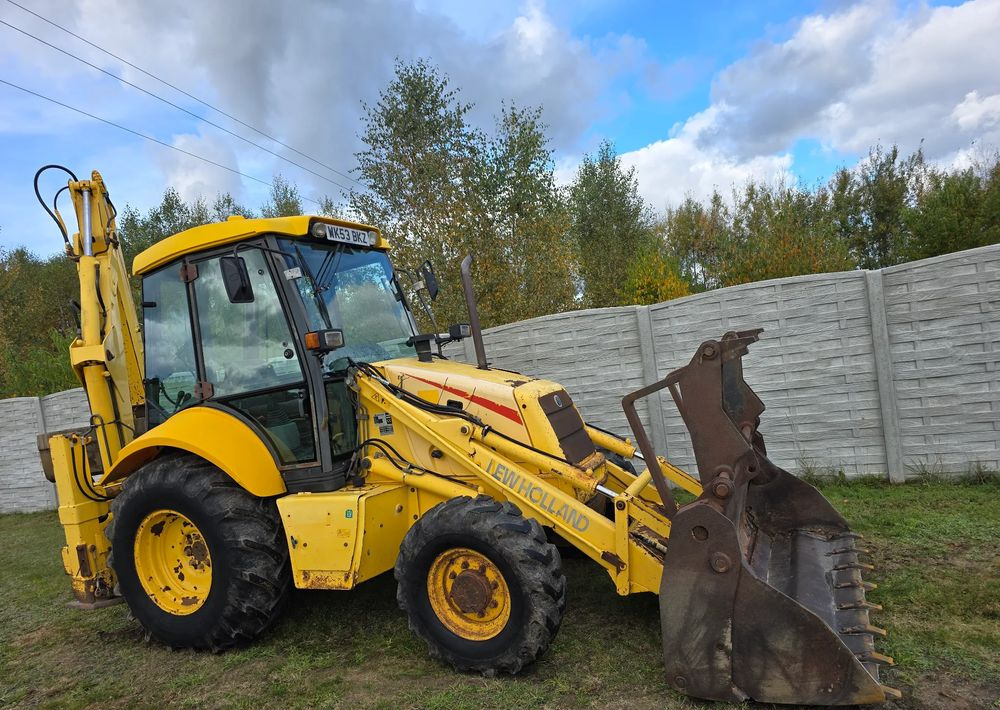 New Holland - Ровокопач: слика 2 New Holland - Ровокопач: слика 2