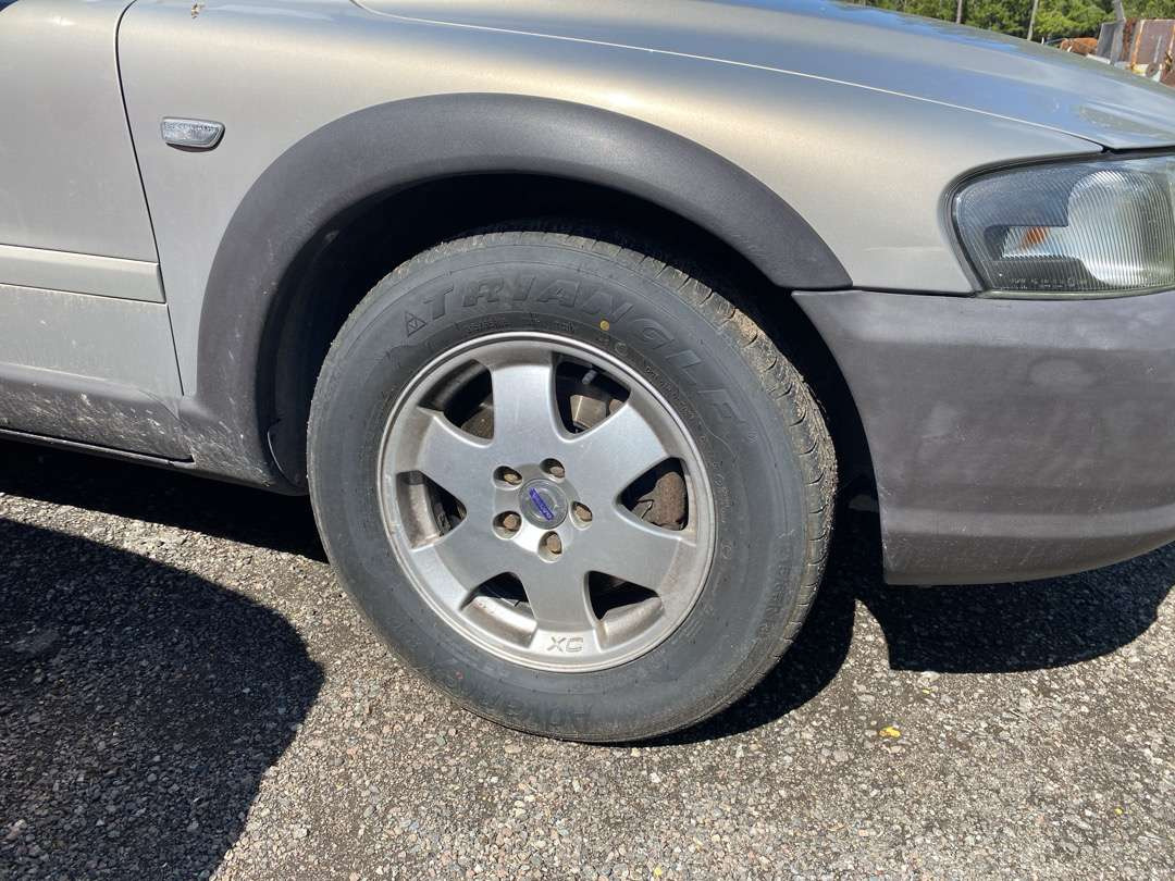 2001 Volvo XC70 EU-GODKJENT (rep.-objekt) - Караван: слика 4 2001 Volvo XC70 EU-GODKJENT (rep.-objekt) - Караван: слика 4