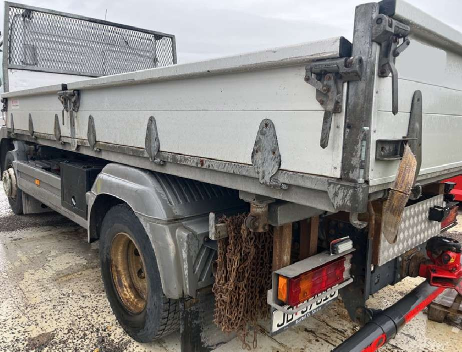 2004 Mercedes-Benz Tipp - EU-godkjent - Кипер: слика 4 2004 Mercedes-Benz Tipp - EU-godkjent - Кипер: слика 4