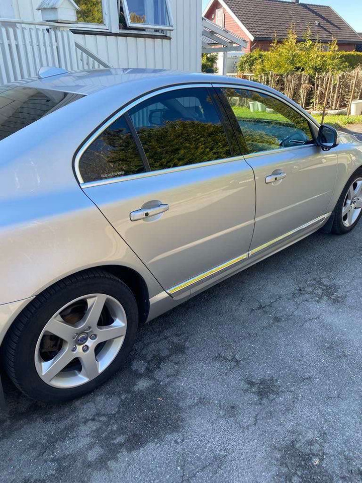 2010 Volvo S80 - Автомобил: слика 4 2010 Volvo S80 - Автомобил: слика 4