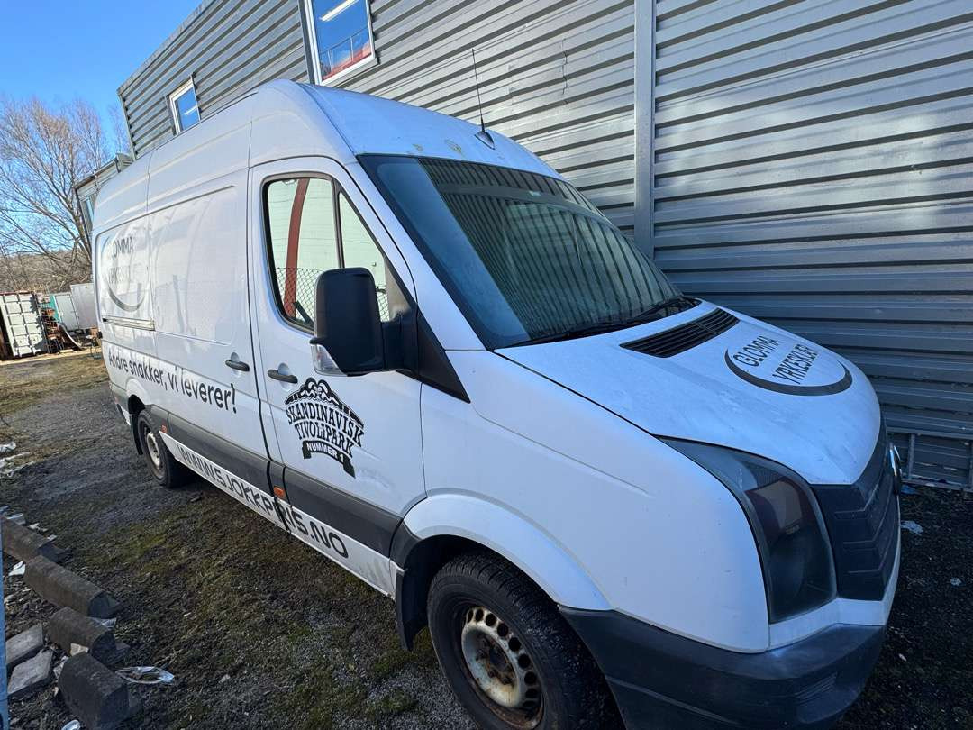 2011 Volkswagen Crafter 2.0 TDI / Ny motor - Товарно комбе: слика 2 2011 Volkswagen Crafter 2.0 TDI / Ny motor - Товарно комбе: слика 2