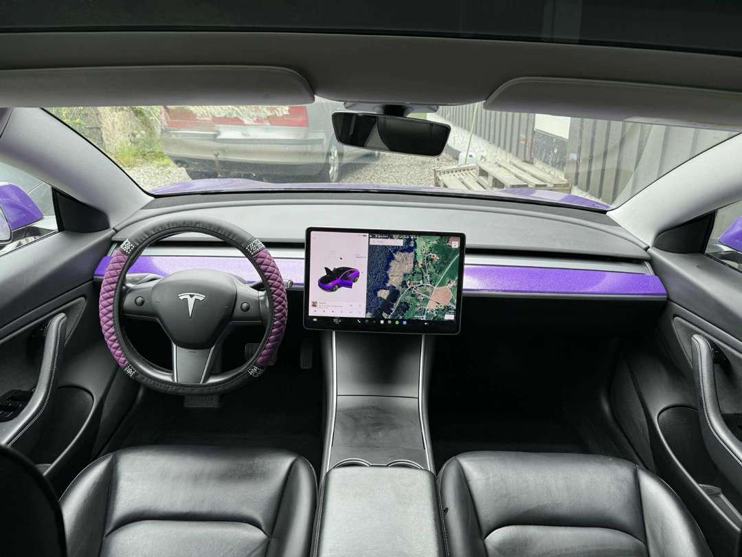 2019 Tesla Model 3 / luftunderstell - Седан: слика 4 2019 Tesla Model 3 / luftunderstell - Седан: слика 4