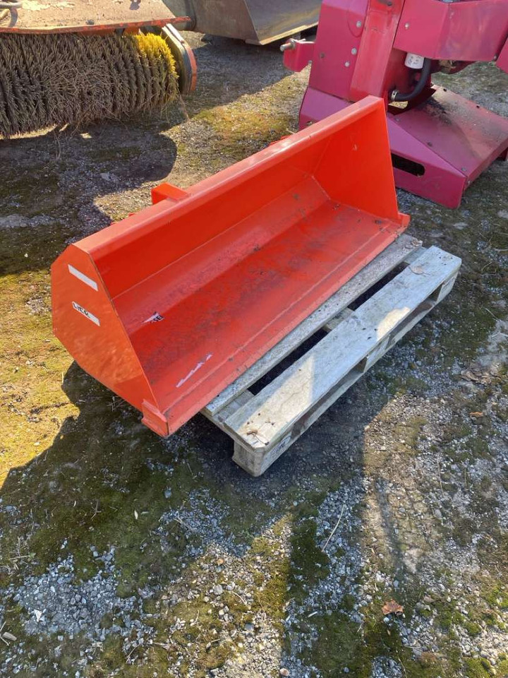 Kubota B1625 skuffe - Додаток: слика 1 Kubota B1625 skuffe - Додаток: слика 1