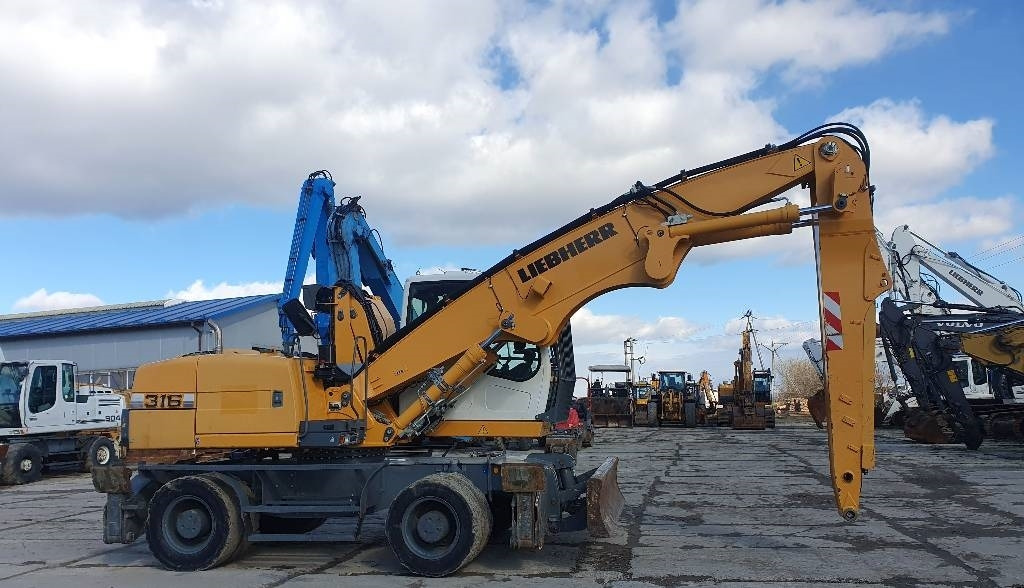 Liebherr A 316 Litronic - Справувач со отпад/ Индустрија: слика 5 Liebherr A 316 Litronic - Справувач со отпад/ Индустрија: слика 5