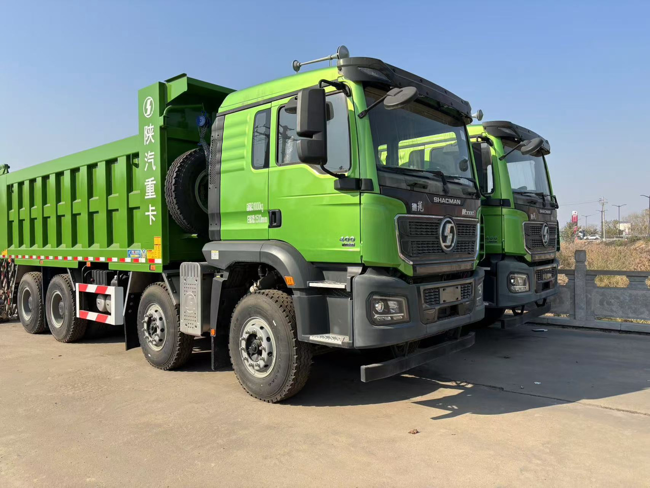 SHACMAN M3000 - Кипер: слика 1 SHACMAN M3000 - Кипер: слика 1