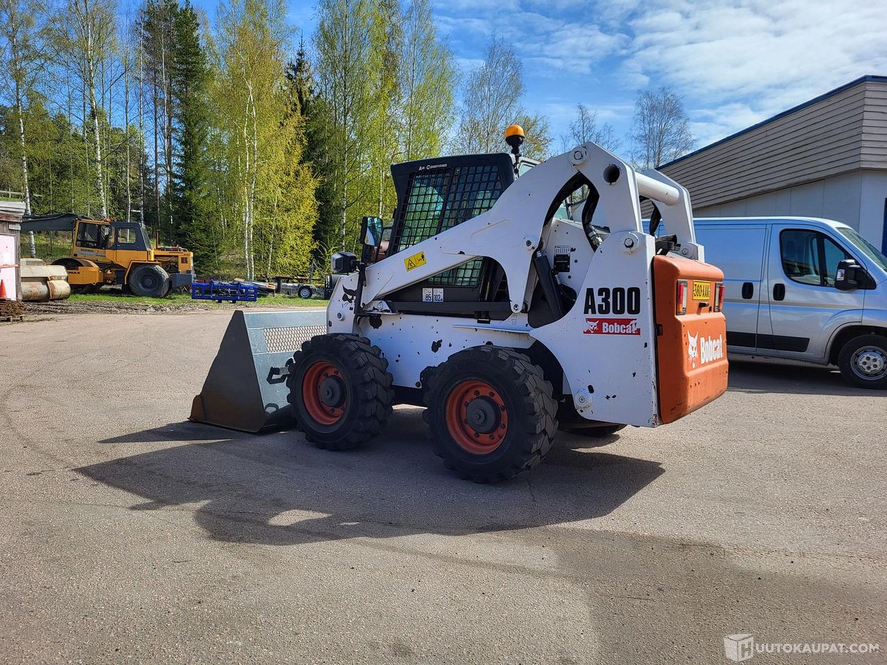 Bobcat A300, liukuohjattava kuormaaja, nelipyöräohjaus,, Kouvola - Компактен натоварувач: слика 3 Bobcat A300, liukuohjattava kuormaaja, nelipyöräohjaus,, Kouvola - Компактен натоварувач: слика 3
