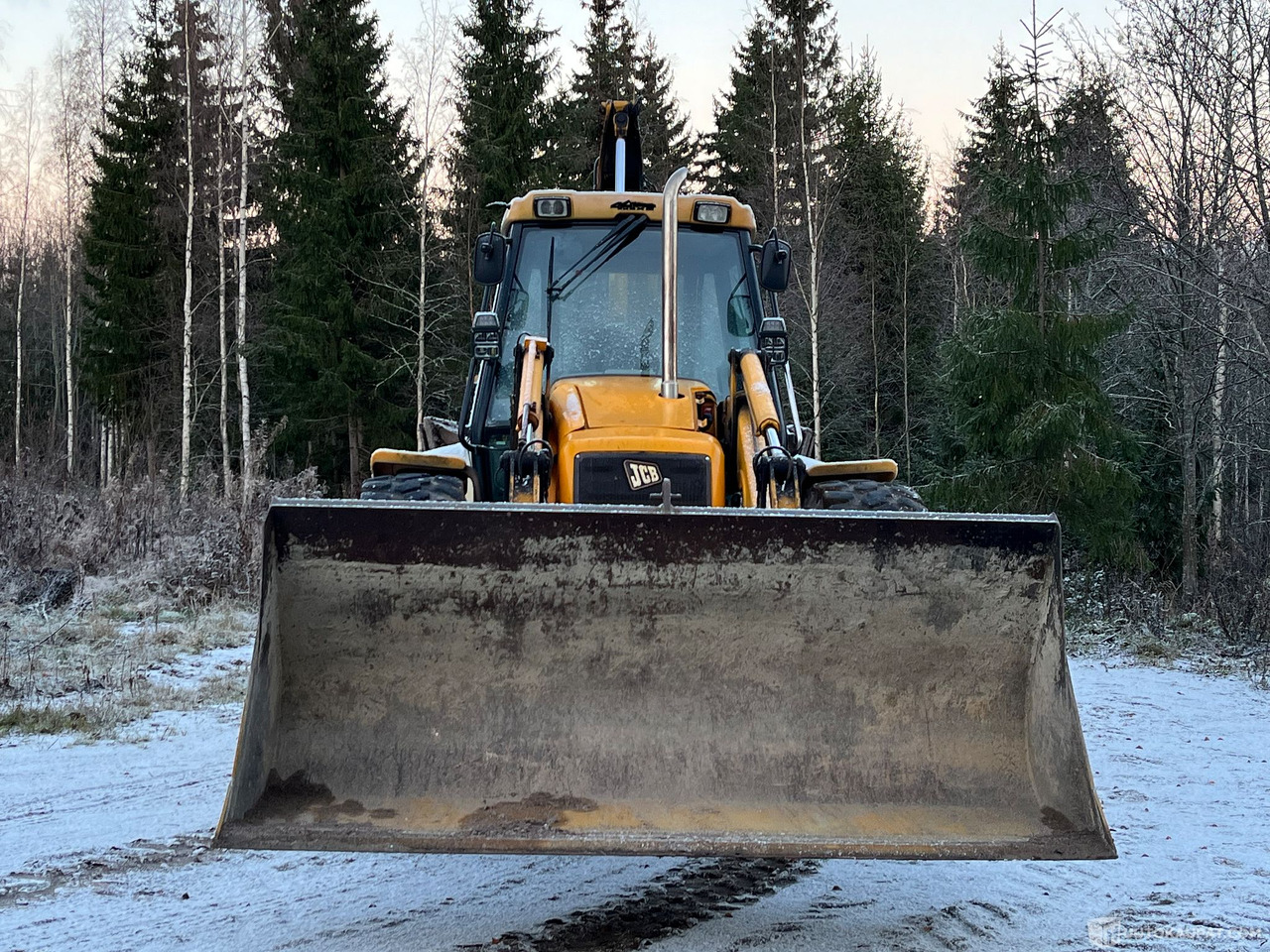 JCB 4CN, Traktorikaivuri, 2001, Nurmijärvi - Градежна машина: слика 3 JCB 4CN, Traktorikaivuri, 2001, Nurmijärvi - Градежна машина: слика 3