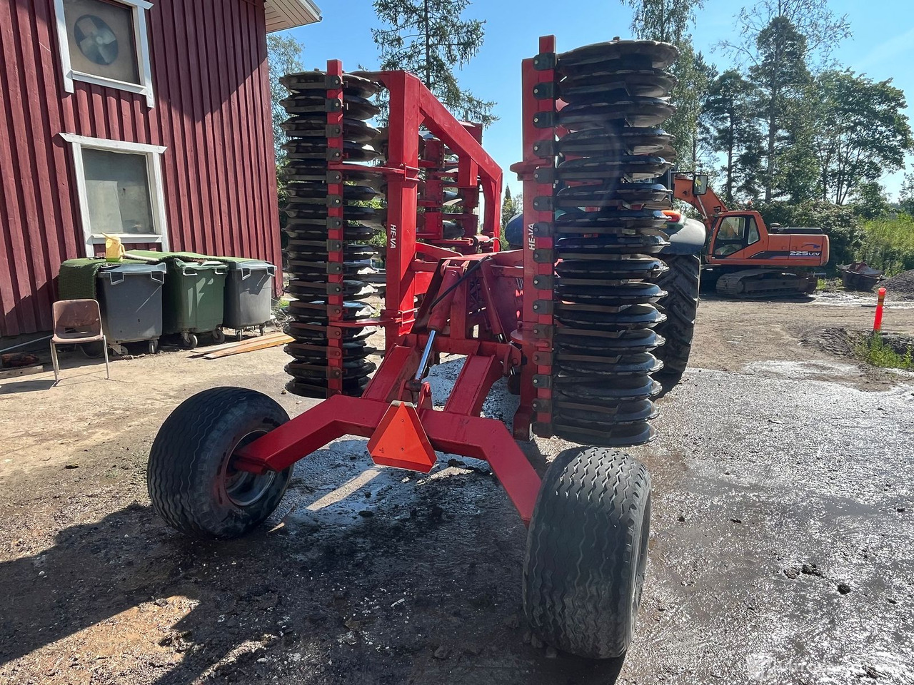 He-Va hydraulisesti nouseva lautasmuokkain, 2005, Sipoo - Ситнач со дискови: слика 4 He-Va hydraulisesti nouseva lautasmuokkain, 2005, Sipoo - Ситнач со дискови: слика 4