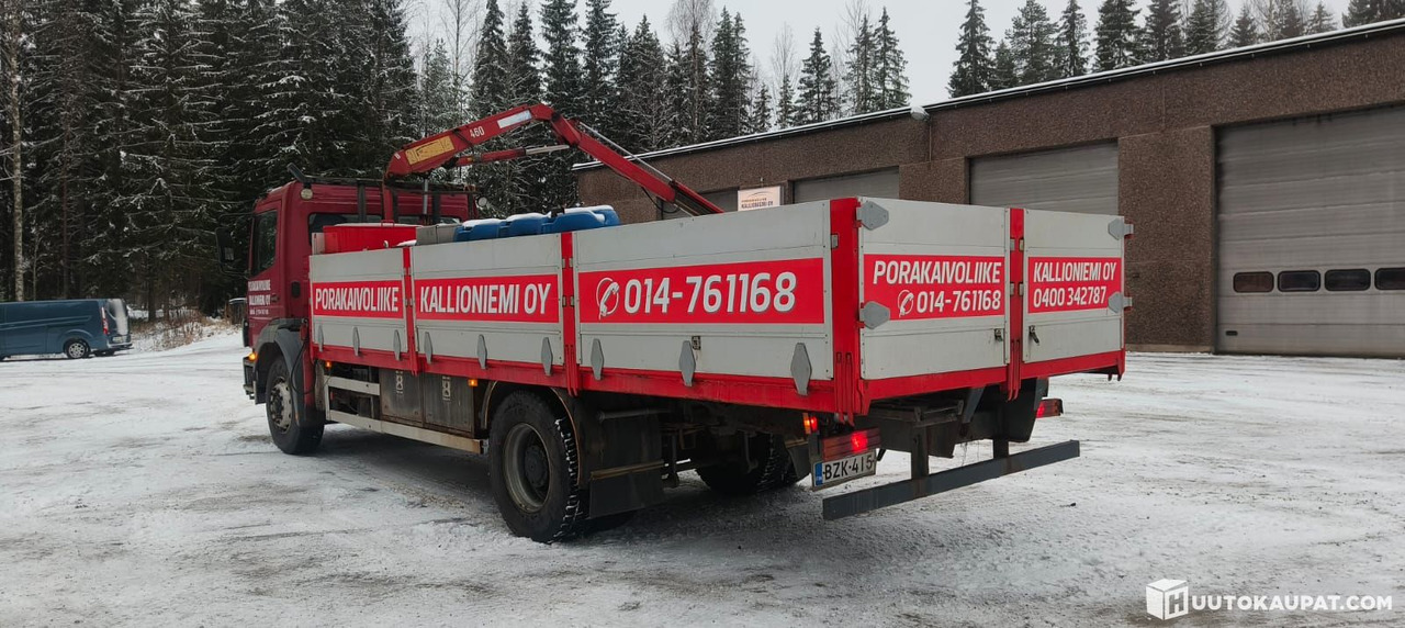 Mercedes-Benz Atego 1823, 2001, Jämsä - Камион со платформа, Камион со кран: слика 3 Mercedes-Benz Atego 1823, 2001, Jämsä - Камион со платформа, Камион со кран: слика 3