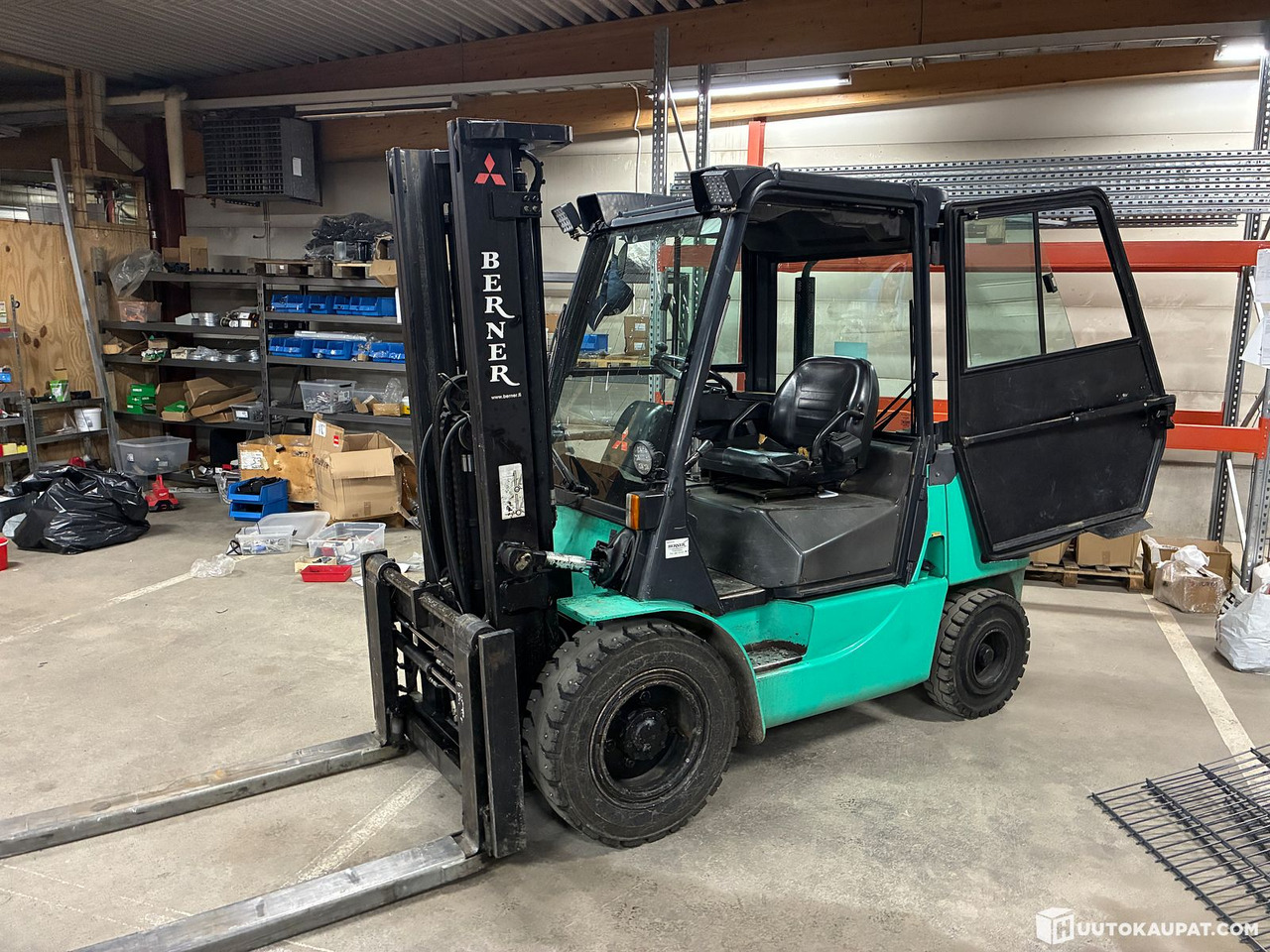 Mitsubishi FD35K, 2001 forklift, Tampere - Дизел вилушкар: слика 2 Mitsubishi FD35K, 2001 forklift, Tampere - Дизел вилушкар: слика 2